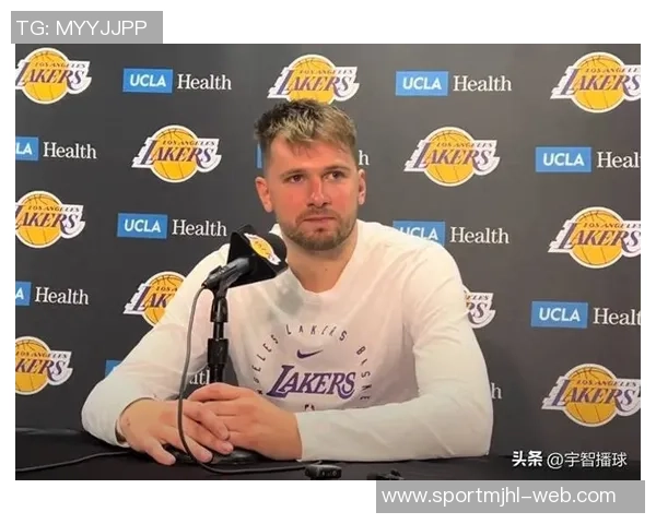 东契奇谈球队精神:为彼此拼搏每球全力以赴稳步前行 东契奇谈球队精神:为彼此拼搏每球全力以赴稳步前行